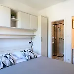 穆勒公寓 公寓 *