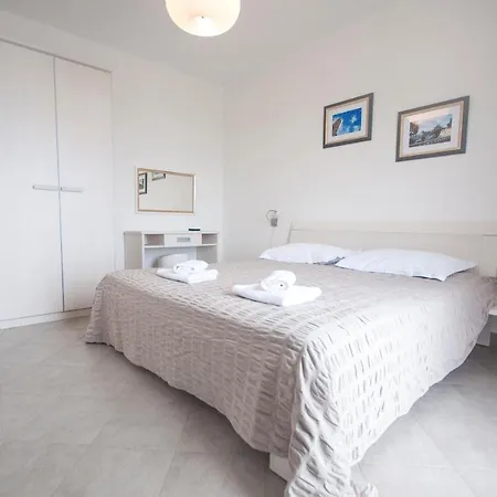 Apartment Muller